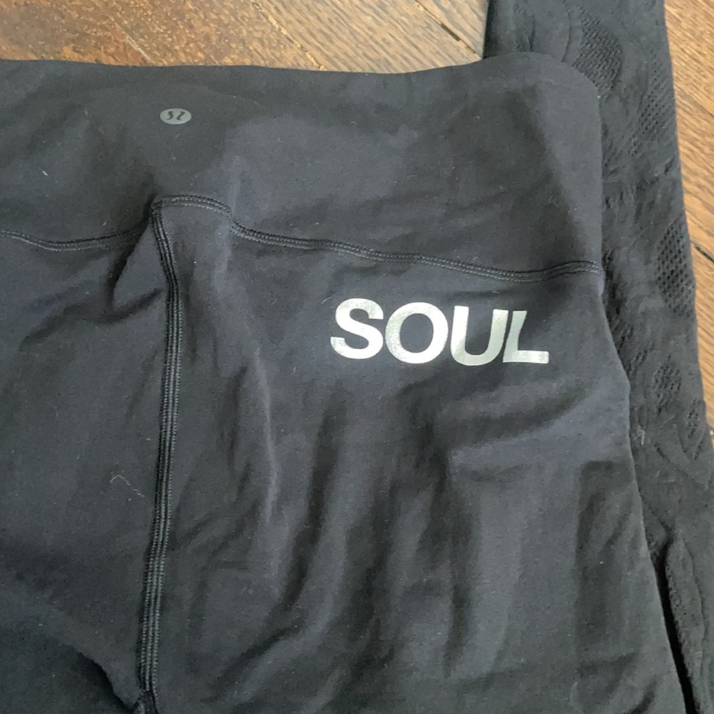 Soul cycle & Lululemon leggings